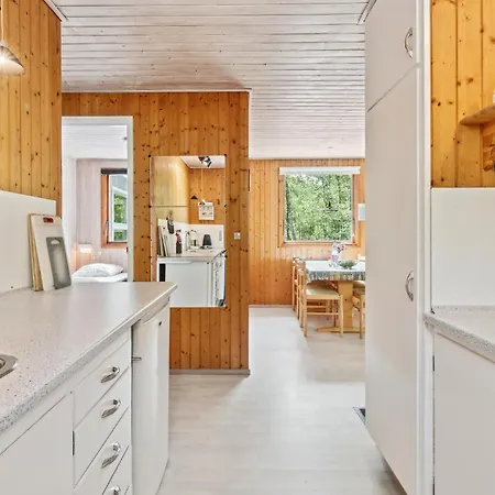 In Nexo With Kitchen Hébergement de vacances