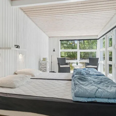 Feriehus 3 Værelses Skøn Bolig I Nexø